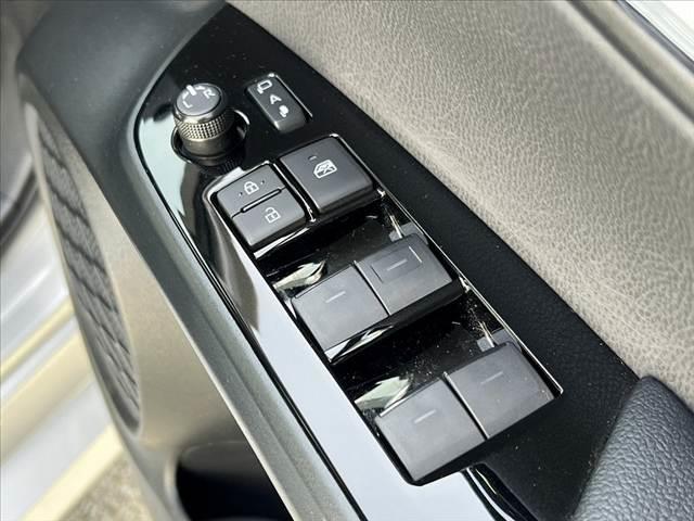 プリウス S 車検整備付 禁煙車 後期 社外SDナビ/ブルートゥース Bカメラ ETC セーフティセンス ステリモ クルコン スマートキー Pスタート オートライト 電格 Aハイビーム LEDヘッド シートリフター(7枚目)