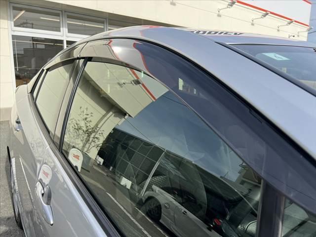プリウス S 車検整備付 禁煙車 後期 社外SDナビ/ブルートゥース Bカメラ ETC セーフティセンス ステリモ クルコン スマートキー Pスタート オートライト 電格 Aハイビーム LEDヘッド シートリフター(23枚目)
