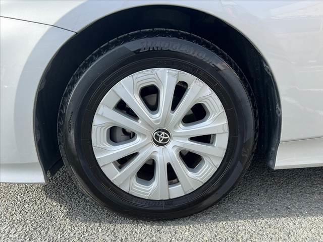 プリウス S 車検整備付 禁煙車 後期 社外SDナビ/ブルートゥース Bカメラ ETC セーフティセンス ステリモ クルコン スマートキー Pスタート オートライト 電格 Aハイビーム LEDヘッド シートリフター(46枚目)