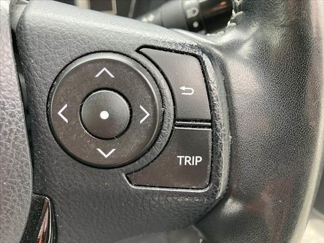 カローラフィールダー ハイブリッドＧ　ダブルバイビー　中期　社外ＳＤナビ　フルセグ　ＢＴ　Ｂカメラ　スマートキー　Ｐスタート　ＥＴＣ　シートヒーター　ＬＥＤヘッド　セーフティＣ　ハーフレザーシート　ＬＤＡ　オートライト　革巻きステア　電格　Ｐガラス（25枚目）