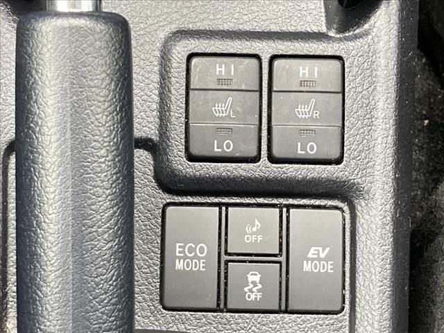 カローラフィールダー ハイブリッドＧ　ダブルバイビー　中期　社外ＳＤナビ　フルセグ　ＢＴ　Ｂカメラ　スマートキー　Ｐスタート　ＥＴＣ　シートヒーター　ＬＥＤヘッド　セーフティＣ　ハーフレザーシート　ＬＤＡ　オートライト　革巻きステア　電格　Ｐガラス（28枚目）