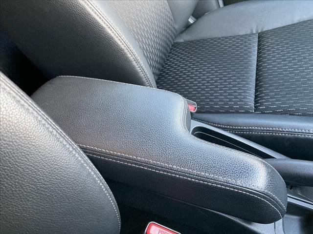 フィットハイブリッド Ｌパッケージ　車検整備付　エアロ　社外ＳＤナビ　フルセグ　ＤＶＤ再生　Ｂカメラ　ＥＴＣ　スマートキー　Ｐスタート　ＬＥＤヘッド　クルコン　Ａストップ　Ａライト　電格　ＡＣシガーソケット　ＳＲＳエアバッグ（29枚目）