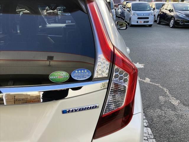 フィットハイブリッド Ｌパッケージ　車検整備付　エアロ　社外ＳＤナビ　フルセグ　ＤＶＤ再生　Ｂカメラ　ＥＴＣ　スマートキー　Ｐスタート　ＬＥＤヘッド　クルコン　Ａストップ　Ａライト　電格　ＡＣシガーソケット　ＳＲＳエアバッグ（38枚目）
