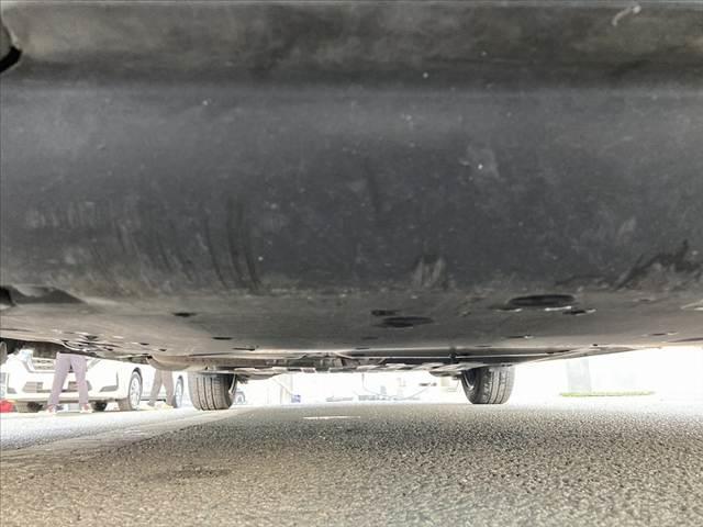 フィットハイブリッド Ｌパッケージ　車検整備付　エアロ　社外ＳＤナビ　フルセグ　ＤＶＤ再生　Ｂカメラ　ＥＴＣ　スマートキー　Ｐスタート　ＬＥＤヘッド　クルコン　Ａストップ　Ａライト　電格　ＡＣシガーソケット　ＳＲＳエアバッグ（45枚目）