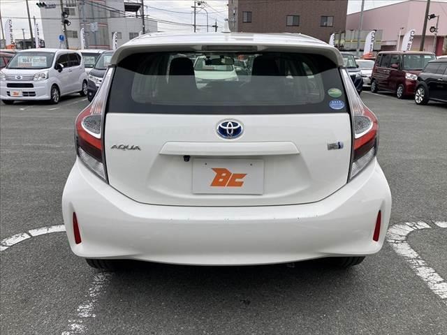 アクア L 車検整備付 後期 社外SDナビ Bluetooth バックカメラ ETC リモコンキー スペアキー 電格レベライザー セキュリティアラーム ACシガーソケット エアバッグ 横滑防止 バニティミラー(14枚目)