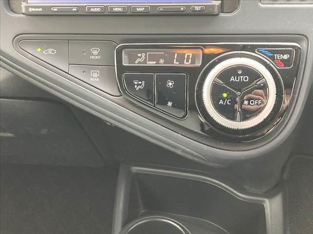 アクア L 車検整備付 後期 社外SDナビ Bluetooth バックカメラ ETC リモコンキー スペアキー 電格レベライザー セキュリティアラーム ACシガーソケット エアバッグ 横滑防止 バニティミラー(24枚目)
