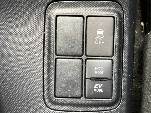 アクア L 車検整備付 後期 社外SDナビ Bluetooth バックカメラ ETC リモコンキー スペアキー 電格レベライザー セキュリティアラーム ACシガーソケット エアバッグ 横滑防止 バニティミラー(25枚目)