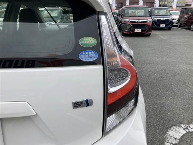 アクア L 車検整備付 後期 社外SDナビ Bluetooth バックカメラ ETC リモコンキー スペアキー 電格レベライザー セキュリティアラーム ACシガーソケット エアバッグ 横滑防止 バニティミラー(39枚目)