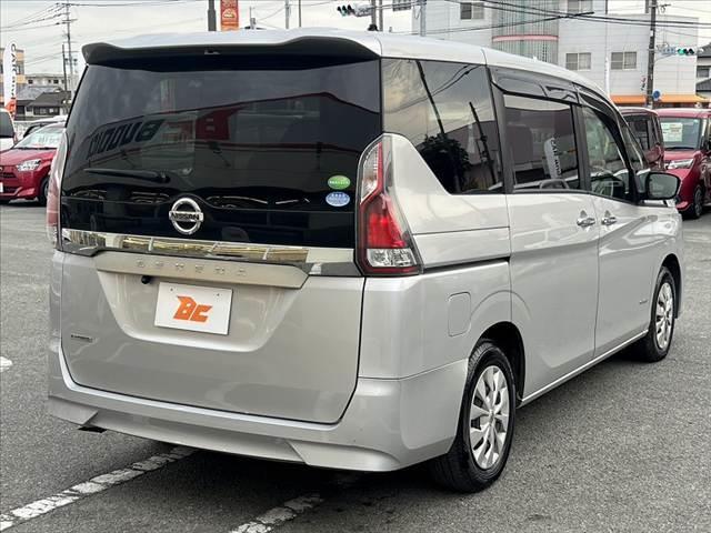 各種オートローンの取り扱いも行っております。（セディナ・ジャックス・オリコｅｔｃ）審査は簡単、免許書さえあれば所得証明など不要で即審査させて頂きます。