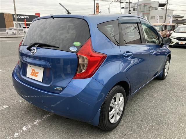 ノート X DIG-S Vセレクション+セーフティ 車検整備付 中期 アラウンドビューモニター 純正SDナビ フルセグ BT DVD再生 ETC エマブレ ステリモ クリソナ スマートキー Pスタート 電格 Aライト Aストップ ACシガーソケット(13枚目)