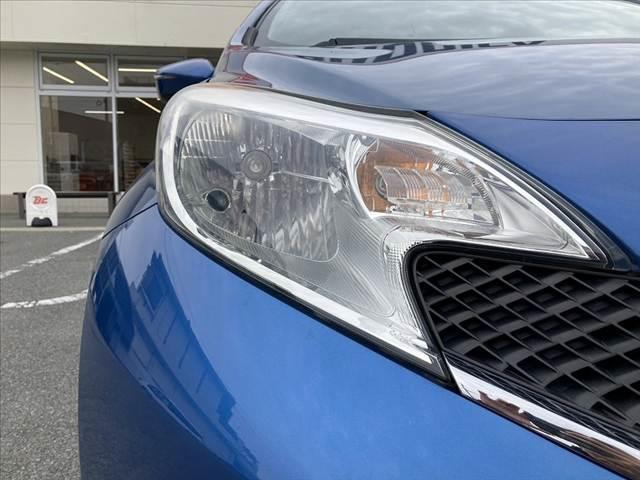 ノート X DIG-S Vセレクション+セーフティ 車検整備付 中期 アラウンドビューモニター 純正SDナビ フルセグ BT DVD再生 ETC エマブレ ステリモ クリソナ スマートキー Pスタート 電格 Aライト Aストップ ACシガーソケット(37枚目)