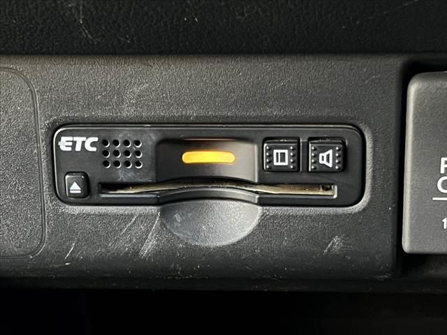 N-BOX+ G・Lパッケージ 車検整備付 後期 ナビ フルセグ ブルートゥース DVD バックカメラ ETC ステリモ チルト シートリフター レベライザー リアワイパー Aストップ スマートキーX2 電格 前席バニティーミラー(7枚目)