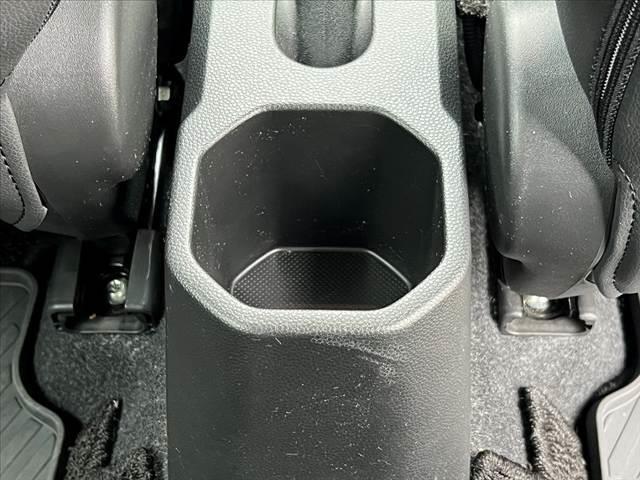 イグニス Ｆリミテッド　車検整備付　セーフティーＰＫＧ　４ＷＤ　全方位　純正ナビ　フルセグ　ブルートゥース　ＤＶＤ　ＥＴＣ　ステリモ　クルコン　パドル　ＬＥＤ　前席シートヒーター　シートリフター　スマートキー　ＡＣソケット（36枚目）