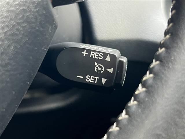 シエンタ ハイブリッドG クエロ 後期 全方位モニター 12型Fダウンモニター 9型純正SDナビ フルセグ BT DVD 両側パワスラ クリソナ ステリモ スマートキー セーフティセンス Aハイビーム オートレベリングLED 電格(38枚目)