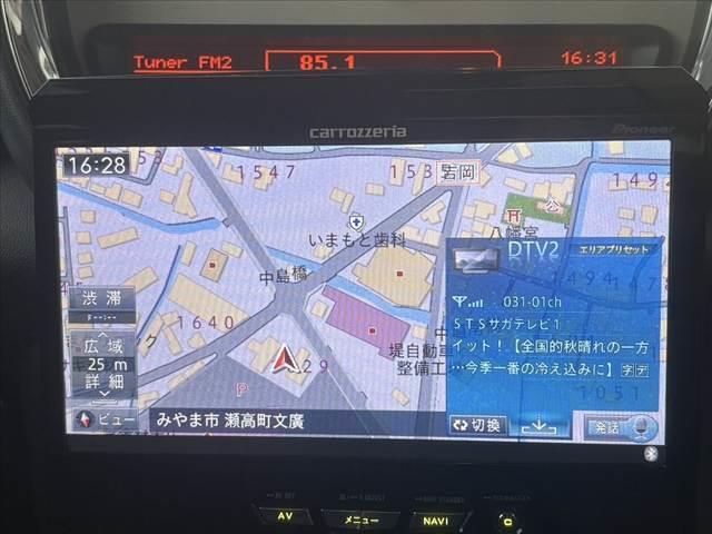 MINI クーパーS クラブマン 後期 社外SDナビ フルセグ Bluetooth DVD再生 バックカメラ ETC クルーズコントロール ステアリングリモコン スマートキー Pスタート パドルシフト ACシガーソケット エアバッグ(3枚目)