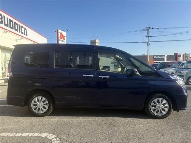 セレナ B 車検整備付 禁煙車 中期 純正SDナビ/フルセグ/ブルートゥース バックカメラ クルーズコントロール ステアリングリモコン オートライト スマートキー Pスタート Aストップ 電格ミラー Pガラス(12枚目)