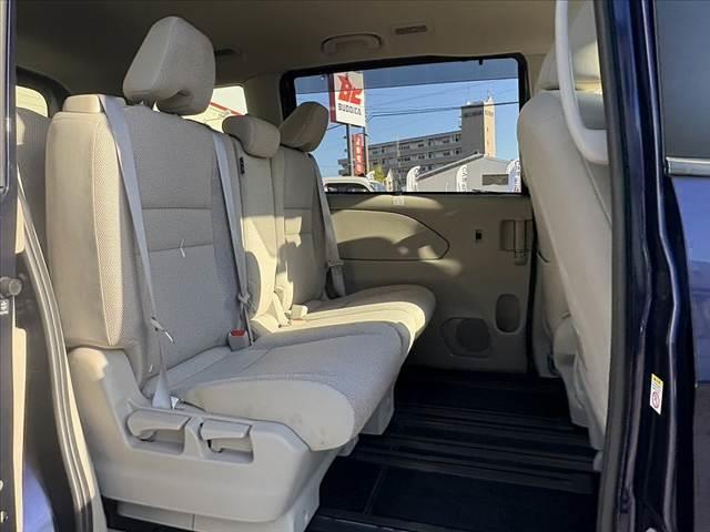 セレナ B 車検整備付 禁煙車 中期 純正SDナビ/フルセグ/ブルートゥース バックカメラ クルーズコントロール ステアリングリモコン オートライト スマートキー Pスタート Aストップ 電格ミラー Pガラス(18枚目)