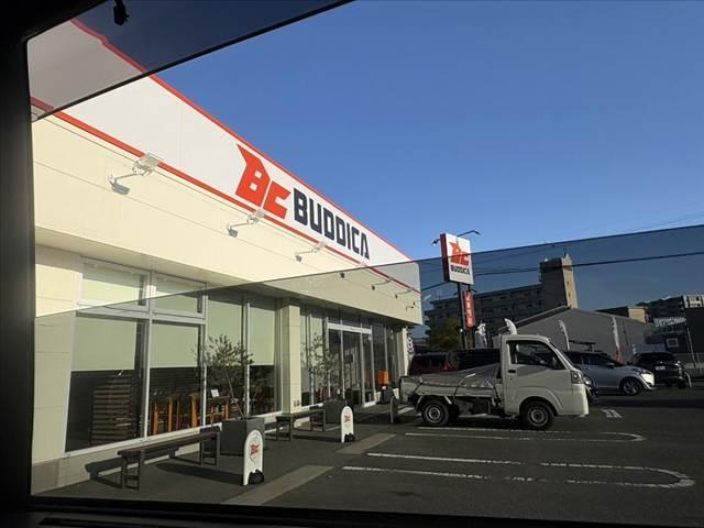 セレナ B 車検整備付 禁煙車 中期 純正SDナビ/フルセグ/ブルートゥース バックカメラ クルーズコントロール ステアリングリモコン オートライト スマートキー Pスタート Aストップ 電格ミラー Pガラス(23枚目)