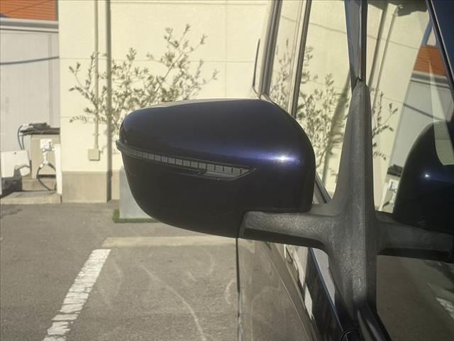 セレナ B 車検整備付 禁煙車 中期 純正SDナビ/フルセグ/ブルートゥース バックカメラ クルーズコントロール ステアリングリモコン オートライト スマートキー Pスタート Aストップ 電格ミラー Pガラス(44枚目)