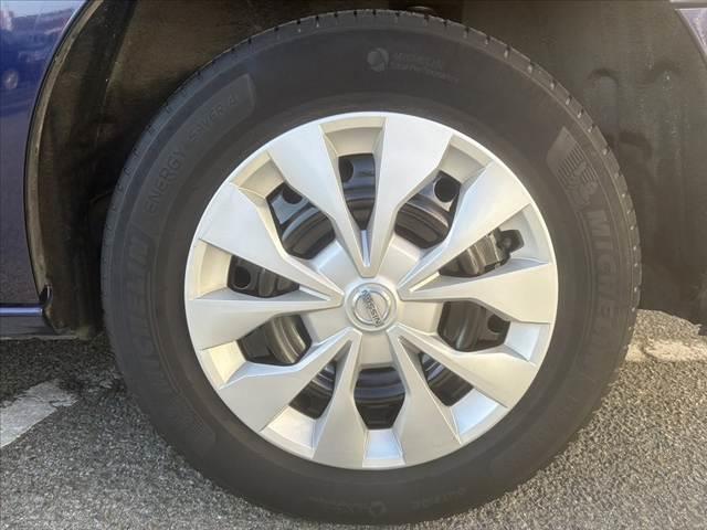 セレナ B 車検整備付 禁煙車 中期 純正SDナビ/フルセグ/ブルートゥース バックカメラ クルーズコントロール ステアリングリモコン オートライト スマートキー Pスタート Aストップ 電格ミラー Pガラス(51枚目)