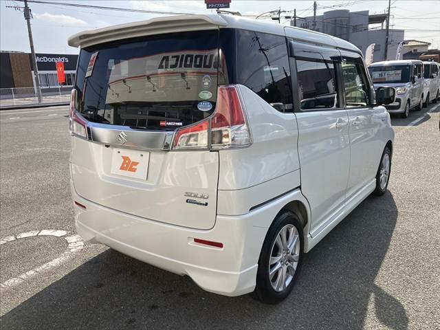 各種オートローンの取り扱いも行っております。（セディナ・ジャックス・オリコｅｔｃ）審査は簡単、免許書さえあれば所得証明など不要で即審査させて頂きます。