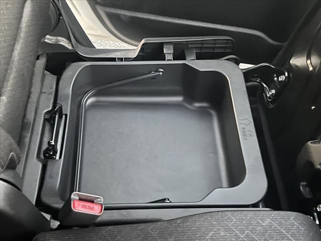 ワゴンＲ ハイブリッドＦＸ　車検整備付　中期　純正ＣＤオーディオ　スマートキーＸ２　シートヒーター　Ｐスタート　Ｐガラス　Ａストップ　オートライト　電格　ＡＣシガーソケット　コーナーソナー　横滑り防止　レーンキープ（31枚目）