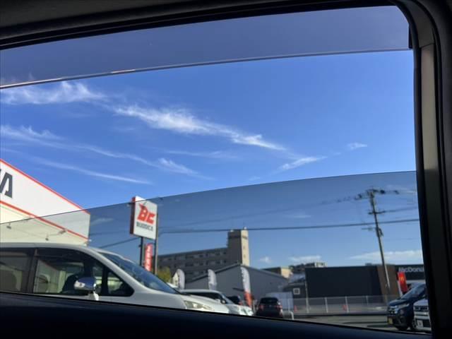 プリウス Ｓ　車検整備付　セーフティセンス　社外ＳＤナビ　フルセグ　ＤＶＤ　ブルートゥース　Ｂカメラ　スマートキーＸ２　Ｐガラス　Ｐスタート　ステリモ　ＥＴＣ　電格　クルコン　横滑り防止　ＬＥＤヘッドライト（22枚目）