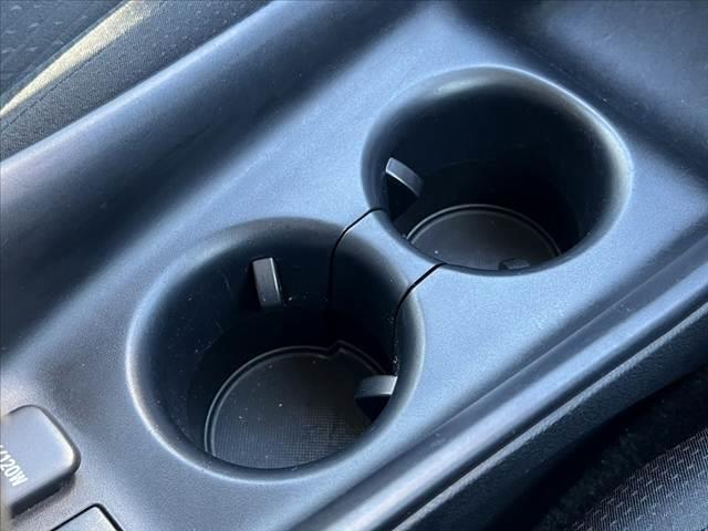 プリウス Ｓ　車検整備付　セーフティセンス　社外ＳＤナビ　フルセグ　ＤＶＤ　ブルートゥース　Ｂカメラ　スマートキーＸ２　Ｐガラス　Ｐスタート　ステリモ　ＥＴＣ　電格　クルコン　横滑り防止　ＬＥＤヘッドライト（32枚目）