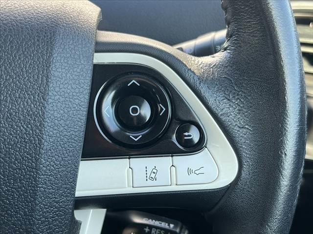 プリウス Ｓ　車検整備付　セーフティセンス　社外ＳＤナビ　フルセグ　ＤＶＤ　ブルートゥース　Ｂカメラ　スマートキーＸ２　Ｐガラス　Ｐスタート　ステリモ　ＥＴＣ　電格　クルコン　横滑り防止　ＬＥＤヘッドライト（35枚目）