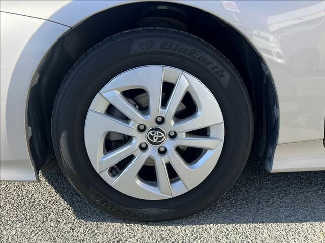 プリウス Ｓ　車検整備付　セーフティセンス　社外ＳＤナビ　フルセグ　ＤＶＤ　ブルートゥース　Ｂカメラ　スマートキーＸ２　Ｐガラス　Ｐスタート　ステリモ　ＥＴＣ　電格　クルコン　横滑り防止　ＬＥＤヘッドライト（44枚目）