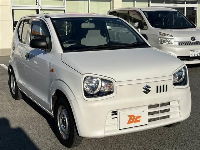 アルト ＶＰ　車検整備付　社外７インチＳＤナビ　ＤＶＤ　リモコンキー　横滑り防止　ＳＲＳエアバッグ　ヘッドライトレベライザー　セキュリティ　ドリンクホルダー　ＡＣソケット　マルチインフォメーションディスプレイ（10枚目）