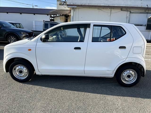 アルト ＶＰ　車検整備付　社外７インチＳＤナビ　ＤＶＤ　リモコンキー　横滑り防止　ＳＲＳエアバッグ　ヘッドライトレベライザー　セキュリティ　ドリンクホルダー　ＡＣソケット　マルチインフォメーションディスプレイ（11枚目）