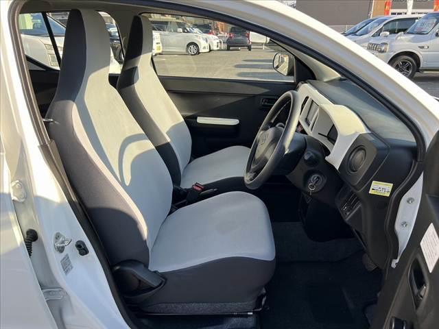 アルト ＶＰ　車検整備付　社外７インチＳＤナビ　ＤＶＤ　リモコンキー　横滑り防止　ＳＲＳエアバッグ　ヘッドライトレベライザー　セキュリティ　ドリンクホルダー　ＡＣソケット　マルチインフォメーションディスプレイ（16枚目）