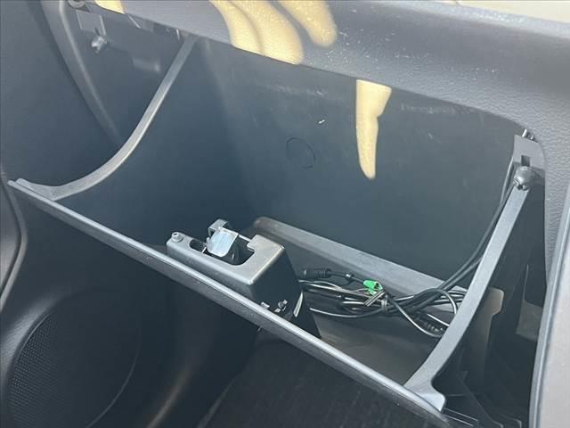 アルト ＶＰ　車検整備付　社外７インチＳＤナビ　ＤＶＤ　リモコンキー　横滑り防止　ＳＲＳエアバッグ　ヘッドライトレベライザー　セキュリティ　ドリンクホルダー　ＡＣソケット　マルチインフォメーションディスプレイ（30枚目）