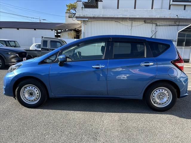 ノート 　車検整備付　後期　アラウンドビューモニター　エマージェンシーブレーキ　社外ＳＤナビ　Ｂｌｕｅｔｏｏｔｈ　スマートキーＸ２　Ｐスタート　スマートルームミラー　ＥＴＣ　Ａストップ　Ａライト　電格（11枚目）