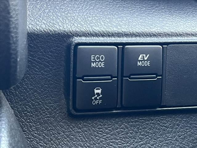 シエンタ ハイブリッド　ファンベースＸ　車検整備付　禁煙車　後期　純正ＣＤオーディオ　電動スライドドア　リモコンキー　横滑り防止　ＳＲＳエアバッグ　オートライト　プライバシーガラス　シートリフター　電動格納ミラー　ヘッドライトレベライザー（28枚目）