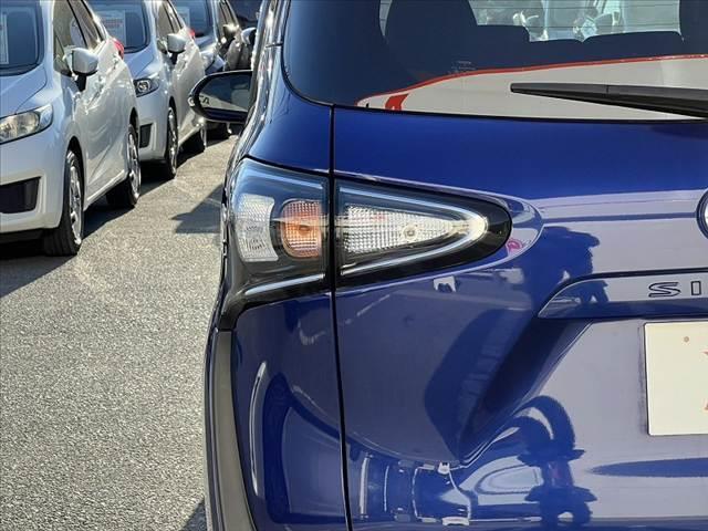 シエンタ ハイブリッド　ファンベースＸ　車検整備付　禁煙車　後期　純正ＣＤオーディオ　電動スライドドア　リモコンキー　横滑り防止　ＳＲＳエアバッグ　オートライト　プライバシーガラス　シートリフター　電動格納ミラー　ヘッドライトレベライザー（40枚目）