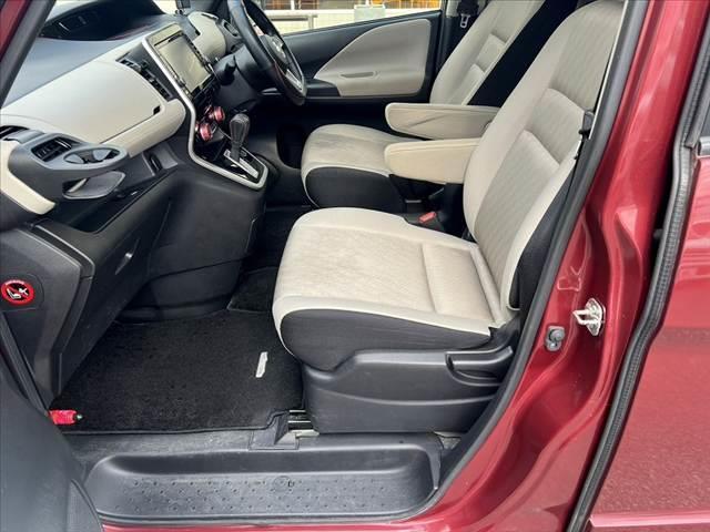 納車整備ついても第三者機関の指定工場で分解記録（法定整備）を実施し、車検を基準に不具合箇所、消耗部品は改善して納車させていただきます。