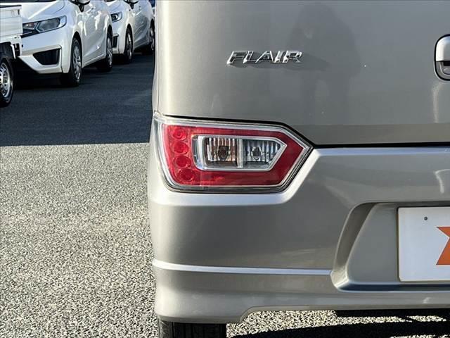 フレア ハイブリッドＸＳ　禁煙車　セーフティーＰＫＧ　純正ＳＤナビ　フルセグ　ブルートゥース　ＤＶＤ　ＥＴＣ　ＬＥＤ　ヘッドアップＤ　スマートキーＸ２　シートヒーター　シートリフター　チルト　前席バニティーミラー　ＡＣソケット（44枚目）