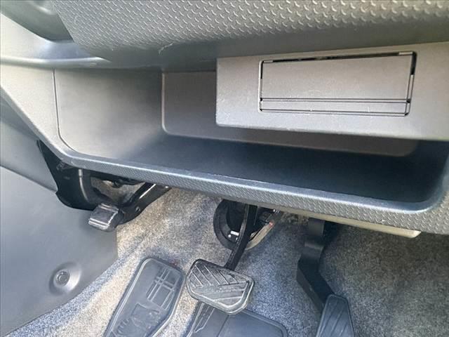 ハスラー 　２トーン　社外ＳＤナビ　フルセグ　ＢＴ　ＤＶＤ再生　ＲＢＳ　Ｂカメラ　ＨＩＤヘッド　エネチャージ　スマートキーＸ２　Ｐスタート　シートヒーター　ステリモ　Ａストップ　Ａライト　電格　革巻きステア（24枚目）