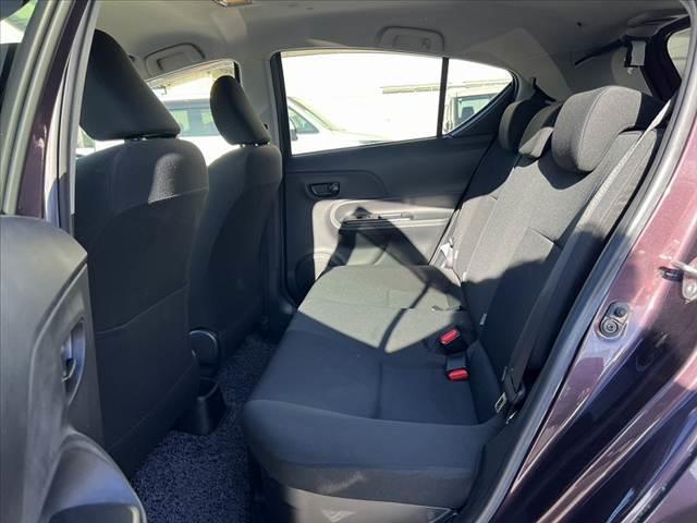 アクア Ｓ　車検整備付　禁煙　中期　スマートキーＸ２　Ｐスタート　純正ＳＤナビ　フルセグ　Ｂｌｕｅｔｏｏｔｈ　ＤＶＤ再生　バックカメラ　ＥＴＣ　電格ミラー　オートライト　レベライザー　ＡＣシガーソケット（17枚目）