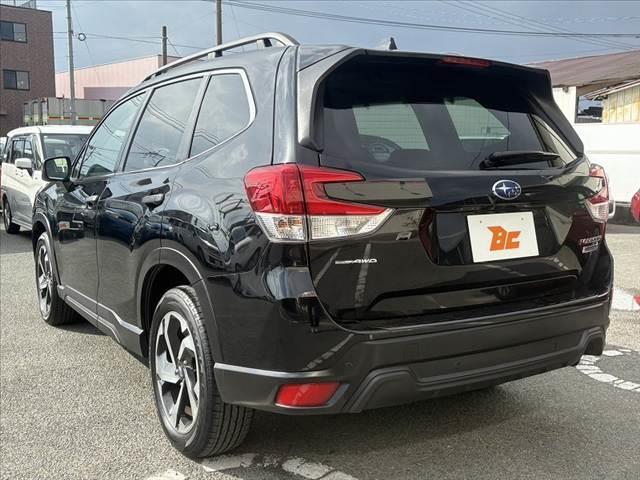 フォレスター アドバンス　後期　サンルーフ　純正ＳＤナビ　フルセグ　ＢＴ　バック　サイド　フロントカメラ　Ｐバックドア　アイサイト　Ｄミラー　ＥＴＣ　Ｐシート　シートヒーター　ステアヒーター　メモリーシート　スマートキーＸ２（15枚目）