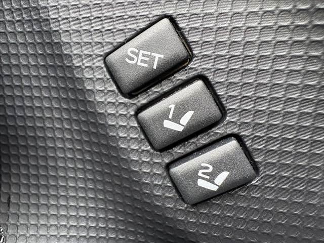 フォレスター アドバンス　後期　サンルーフ　純正ＳＤナビ　フルセグ　ＢＴ　バック　サイド　フロントカメラ　Ｐバックドア　アイサイト　Ｄミラー　ＥＴＣ　Ｐシート　シートヒーター　ステアヒーター　メモリーシート　スマートキーＸ２（40枚目）