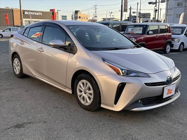 プリウス S 車検整備付 中期 セーフティーセンス 純正9インチSDナビ フルセグ DVD ブルートゥース Bカメラ LEDランプ オートハイビーム シートリフター 横滑り防止 クルコン ETC Pガラス(10枚目)