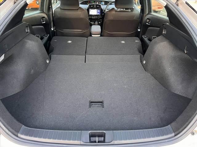 プリウス S 車検整備付 中期 セーフティーセンス 純正9インチSDナビ フルセグ DVD ブルートゥース Bカメラ LEDランプ オートハイビーム シートリフター 横滑り防止 クルコン ETC Pガラス(21枚目)