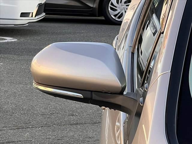 プリウス S 車検整備付 中期 セーフティーセンス 純正9インチSDナビ フルセグ DVD ブルートゥース Bカメラ LEDランプ オートハイビーム シートリフター 横滑り防止 クルコン ETC Pガラス(35枚目)