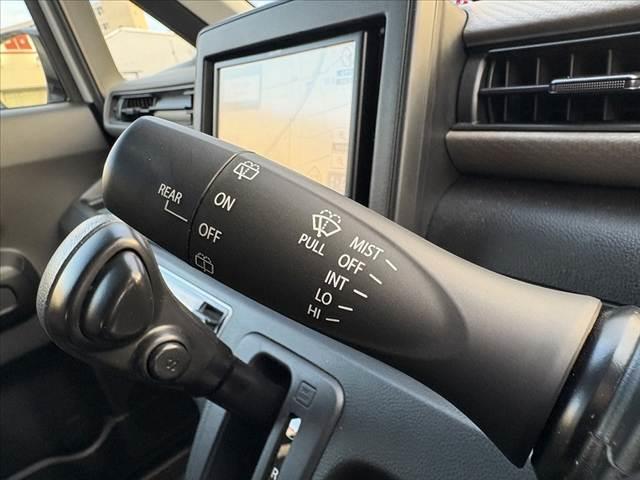 ワゴンＲ ＦＸ　後期　社外７型ナビ　地デジ　セーフティーサポート　ＥＴＣ　シートヒーター　バニティーミラー　レベライザー　ハイビームアシスト　プッシュスタート　スマートキーＸ２　ソナー　プライバシーガラス　電格（25枚目）