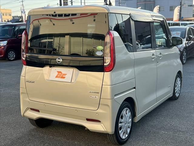 ルークス X 車検整備付 エマージェンシーブレーキ 純正7型SDナビ フルセグ ブルートゥース 全方位カメラ 電スラ スマートキーX2 Aライト Pガラス Pスタート 横滑り防止 SRSエアバッグ 電格ミラー(13枚目)