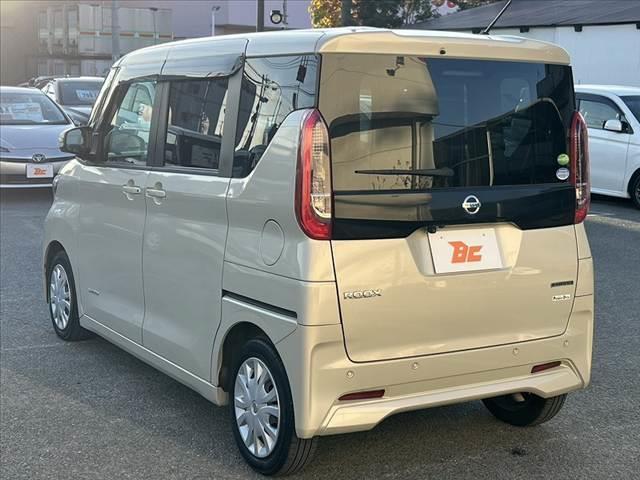 ルークス X 車検整備付 エマージェンシーブレーキ 純正7型SDナビ フルセグ ブルートゥース 全方位カメラ 電スラ スマートキーX2 Aライト Pガラス Pスタート 横滑り防止 SRSエアバッグ 電格ミラー(15枚目)