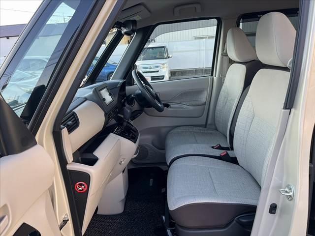 ルークス X 車検整備付 エマージェンシーブレーキ 純正7型SDナビ フルセグ ブルートゥース 全方位カメラ 電スラ スマートキーX2 Aライト Pガラス Pスタート 横滑り防止 SRSエアバッグ 電格ミラー(17枚目)